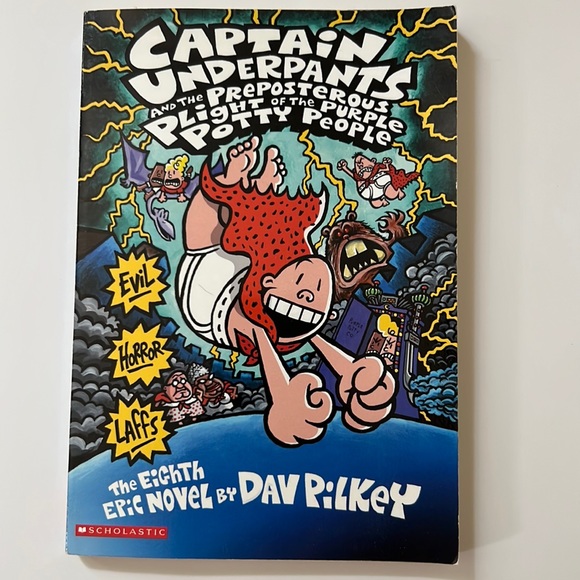Captain Underpants Book Bundle - Picture 10 of 16